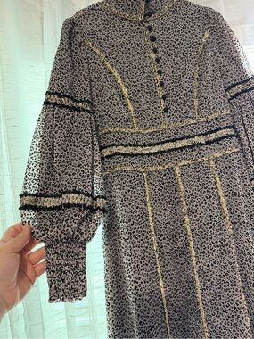Black and Cream Leopard-Print Long-Sleeve Midi Dress with Gold Trim